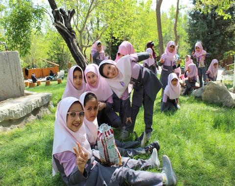 یک روز شاد و مفرح با حضور گل دختران پر انرژی دوره اول در پارک شهربانو – بخش دوم